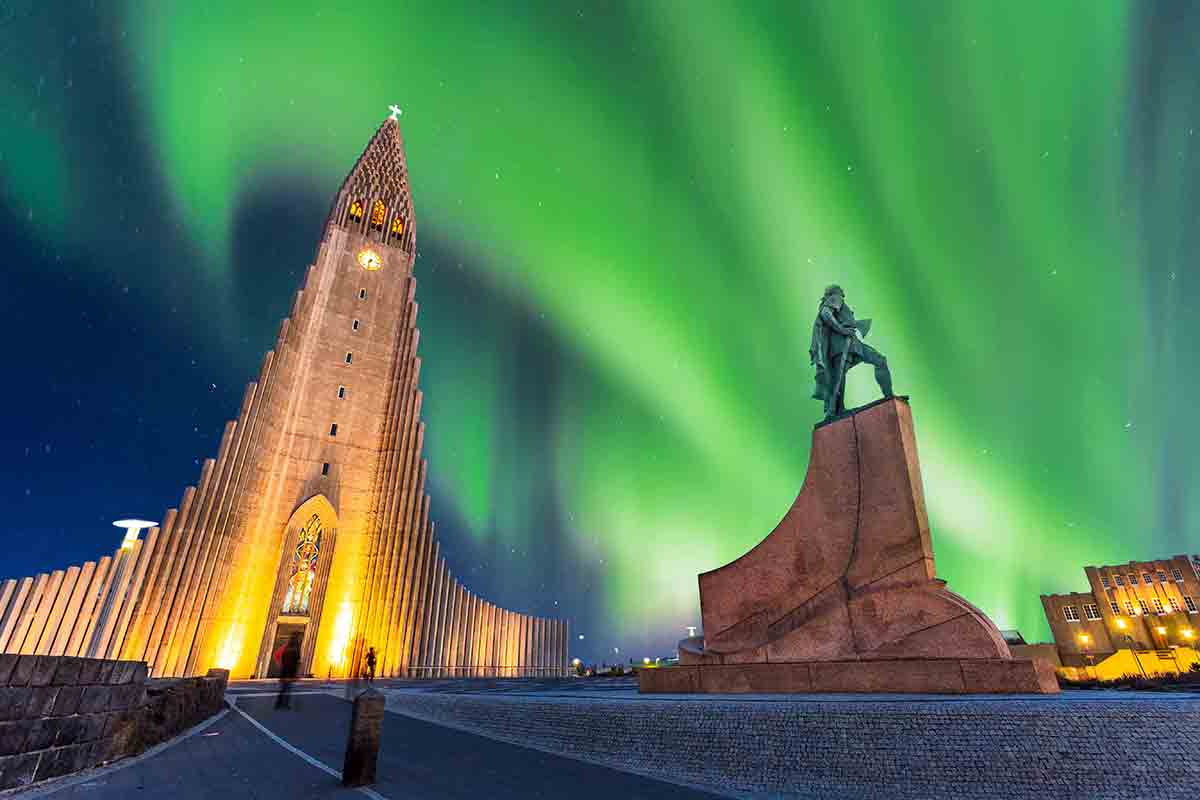 iceland sightseeing tour