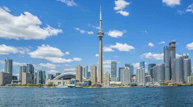 Tourist Places to Visit in Toronto