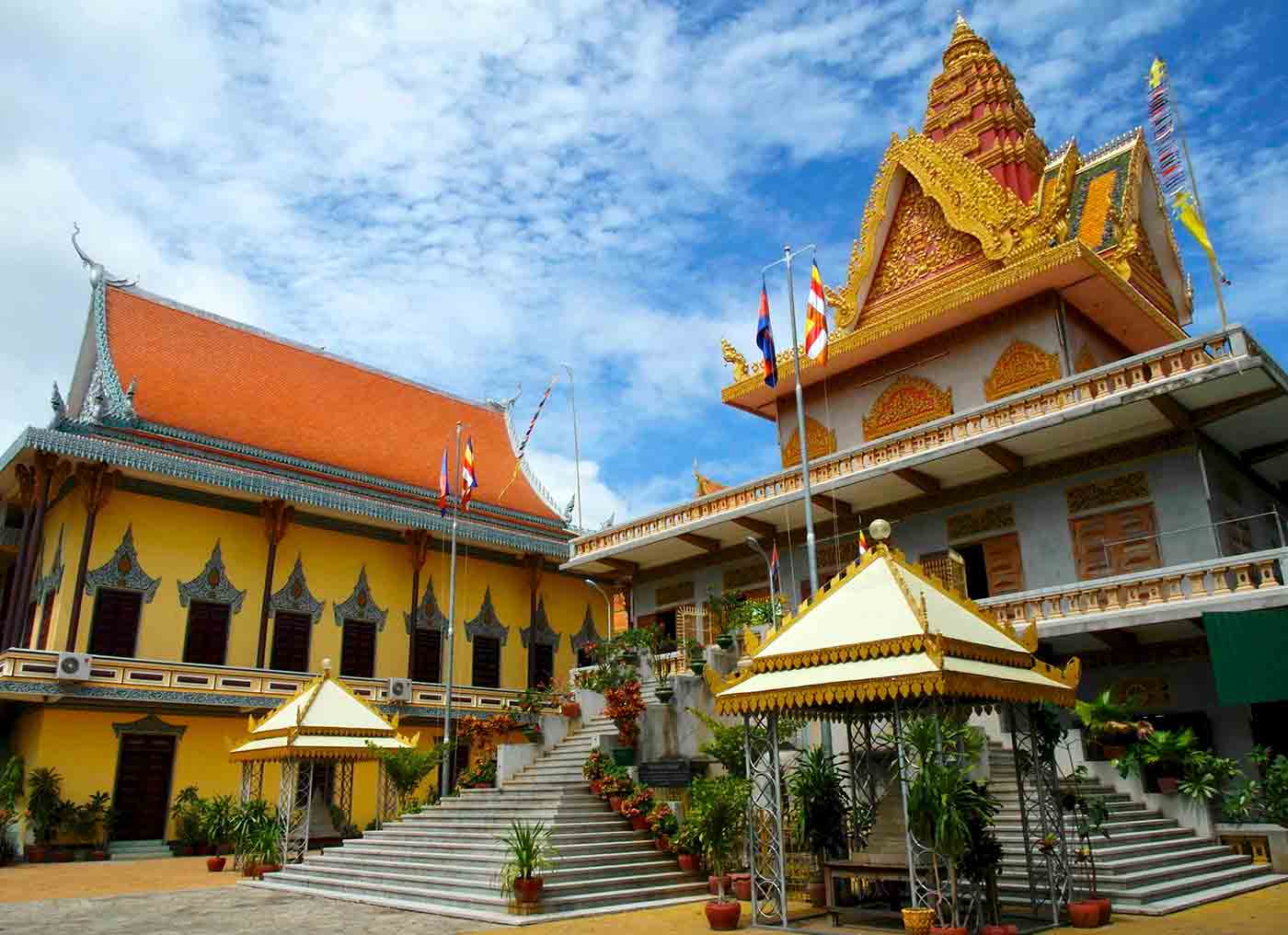 Wat Ounalom Pagoda