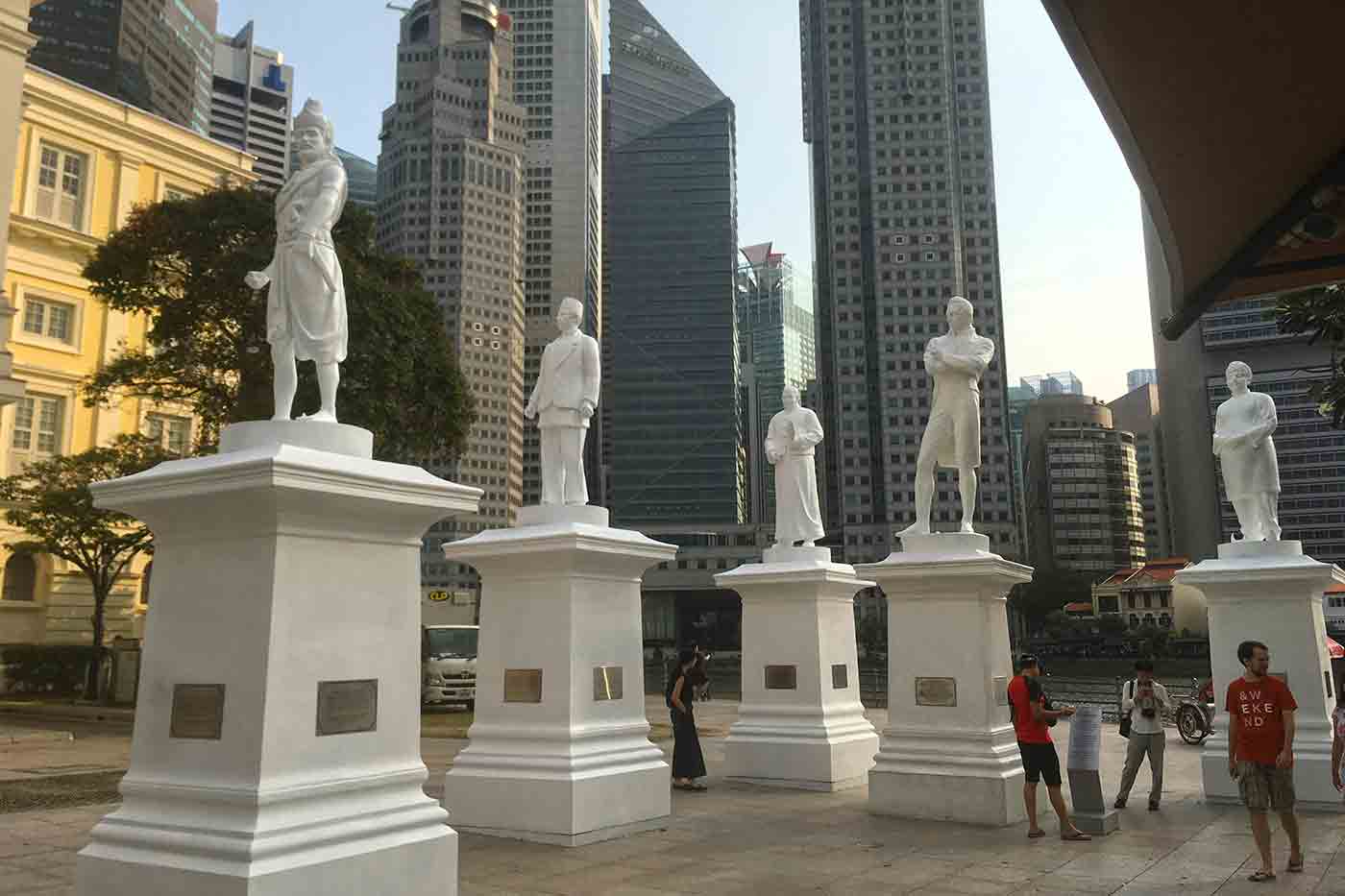 Original Statue of Raffles