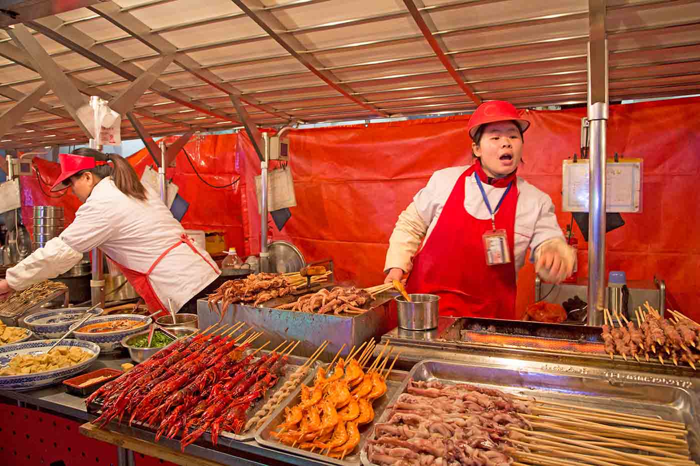 Donghuamen Night Market