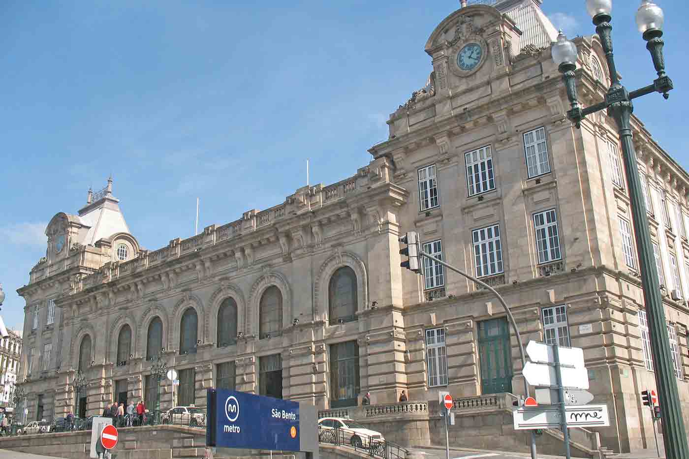 São Bento Railway Station