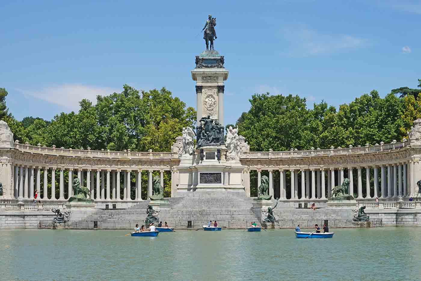 El Retiro Park