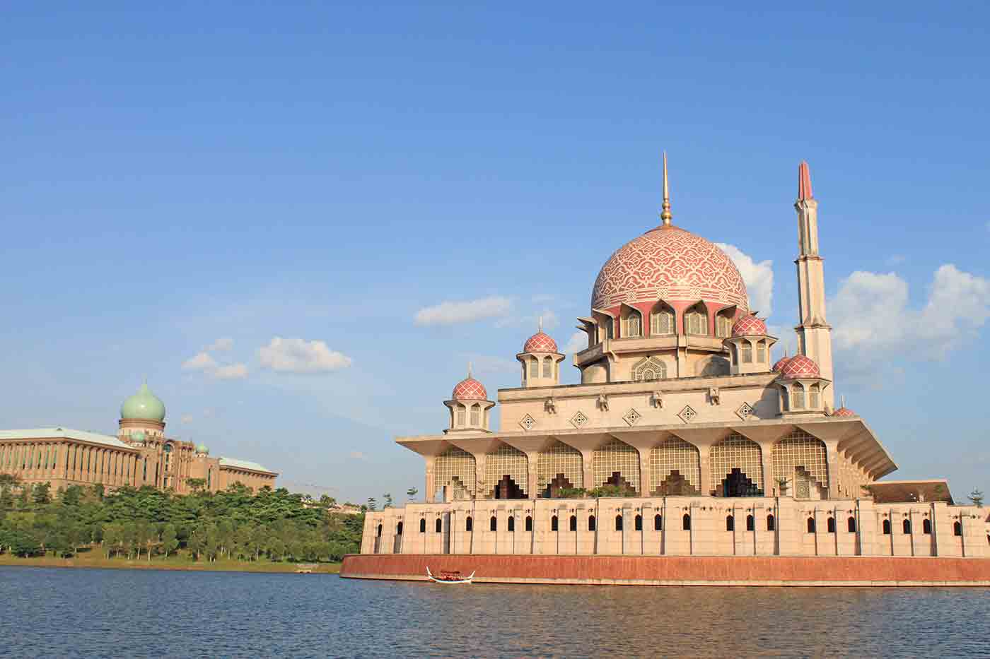 best place to visit at putrajaya