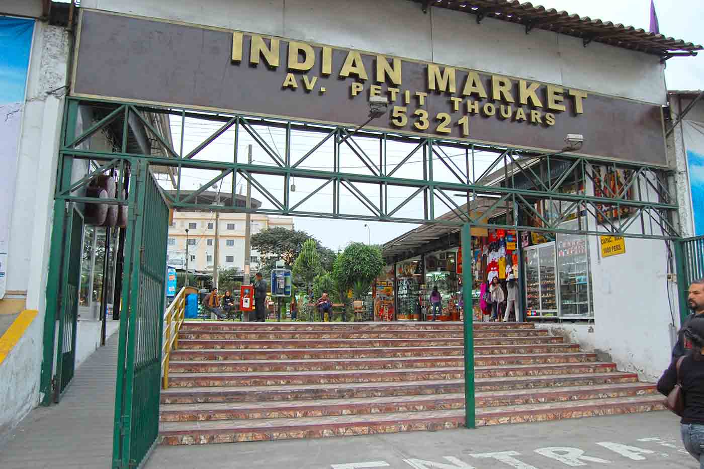 Miraflores Indian Market