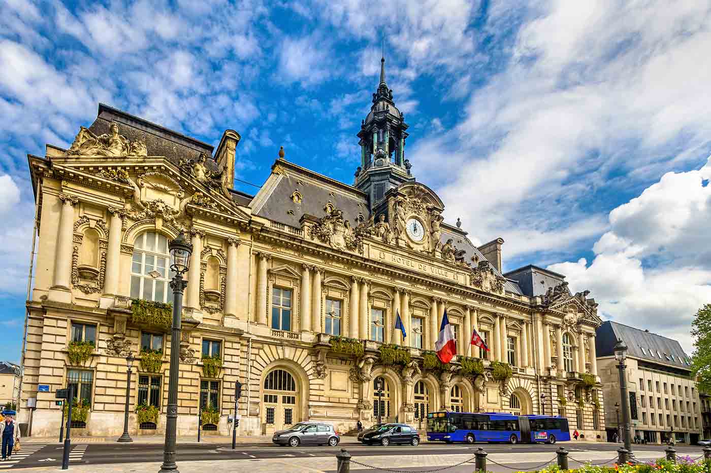 Famous Tourist Attractions in Tours