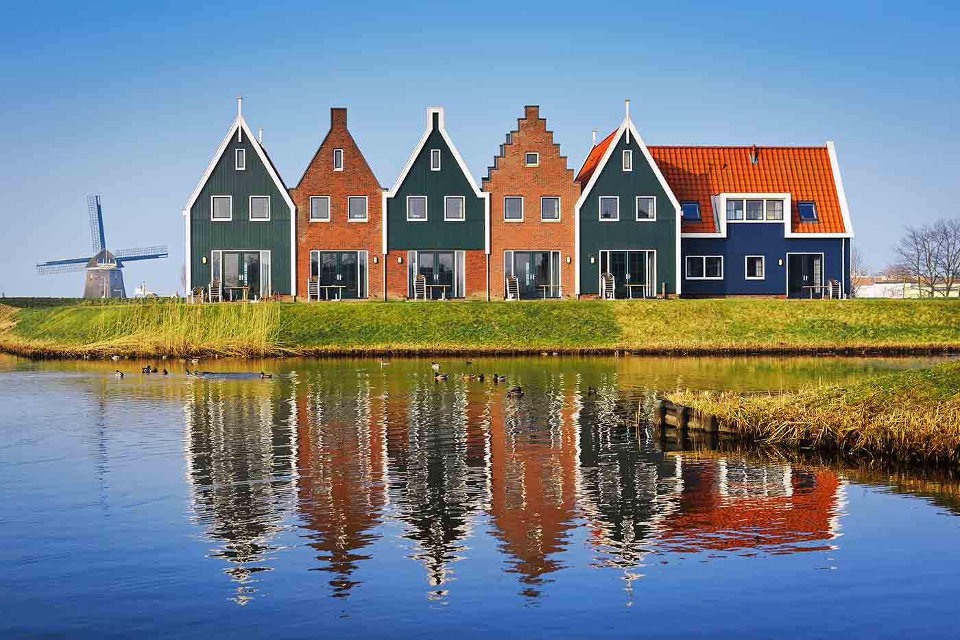 Cool Places to Visit in Volendam