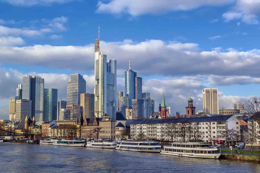 Tourist Places to Visit in Frankfurt, Germany