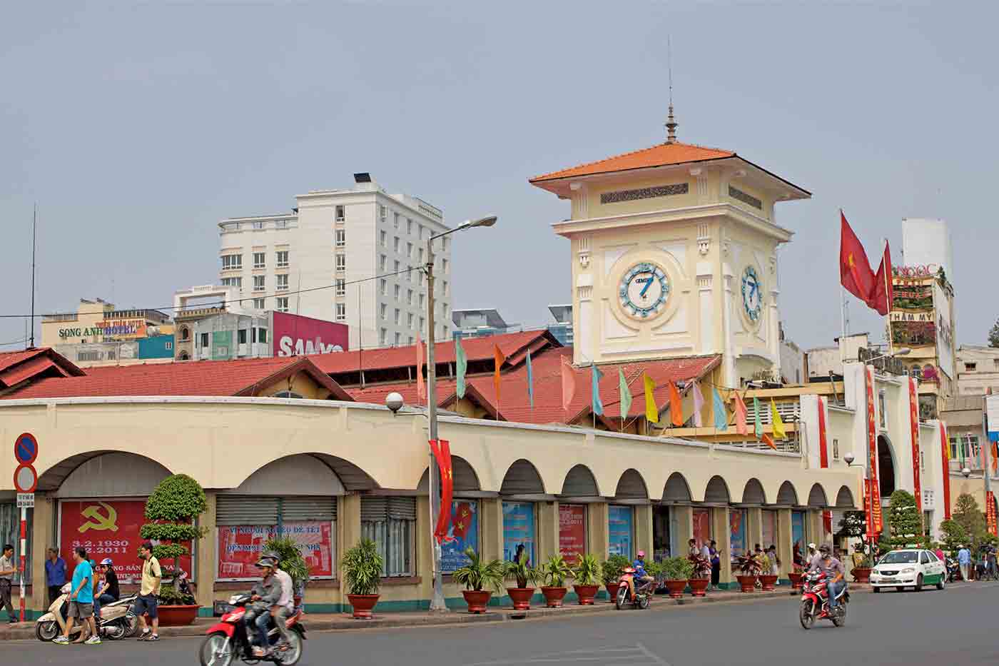 Ben Thanh Market