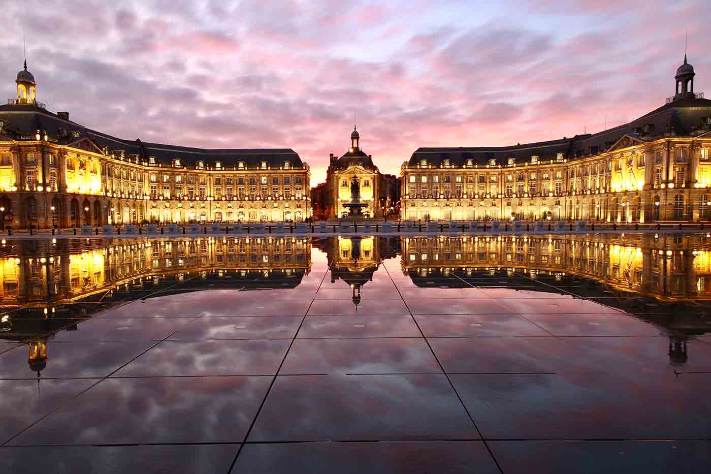 tourist attractions in bordeaux
