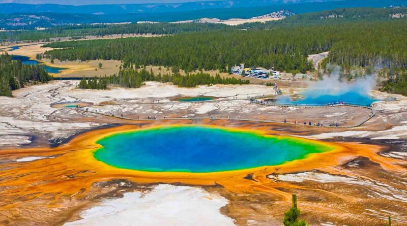 The Best Places to Visit in Yellowstone National Park