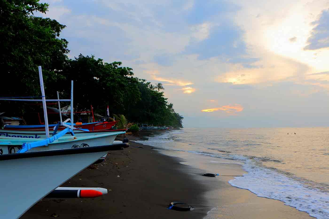 Lovina Black Sand Beach