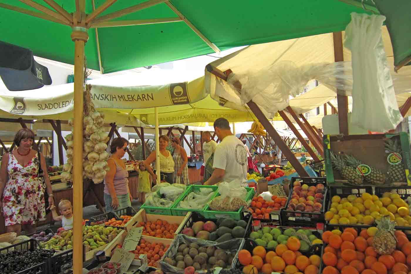 Tartini Square Market