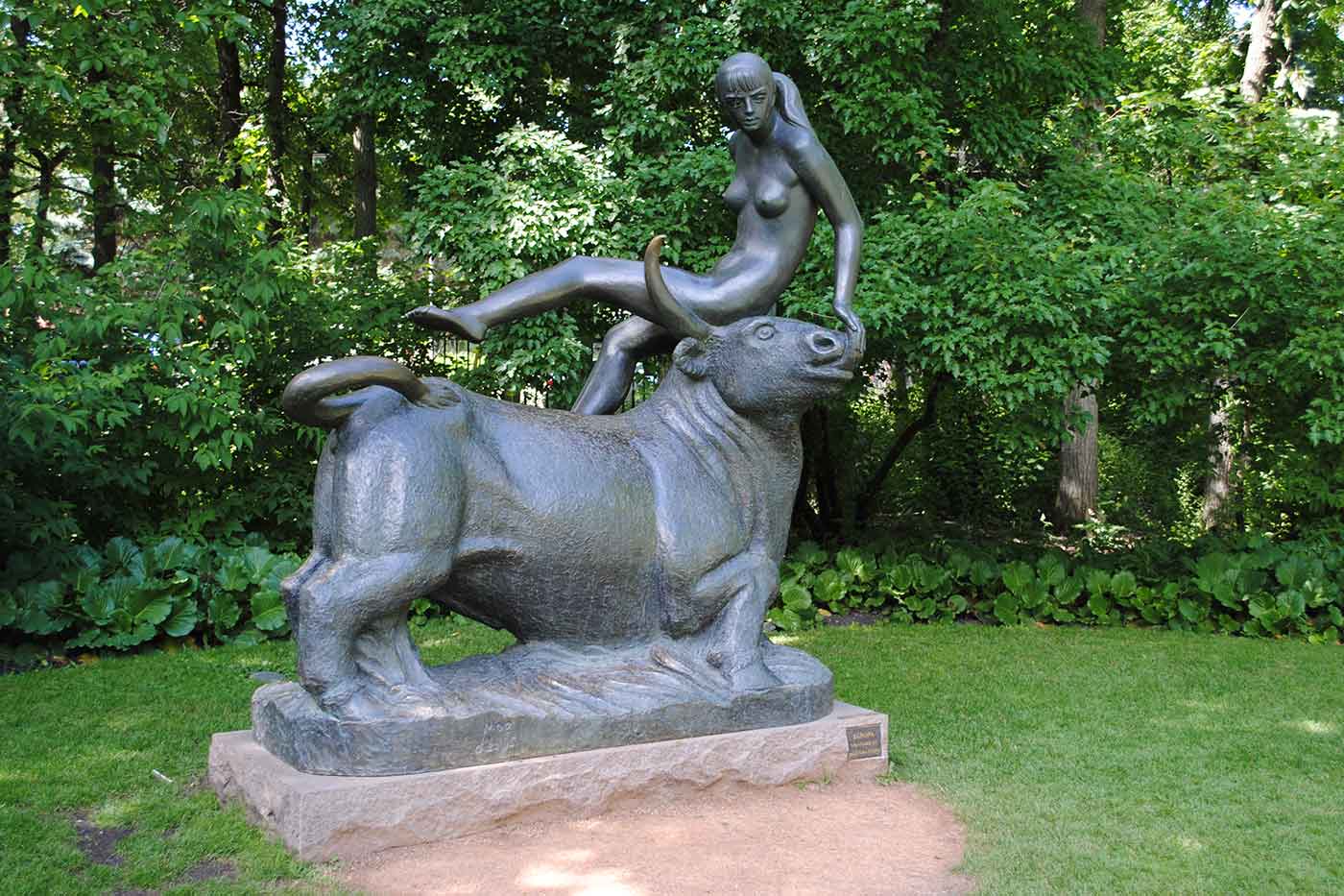 Leo Mol Sculpture Garden