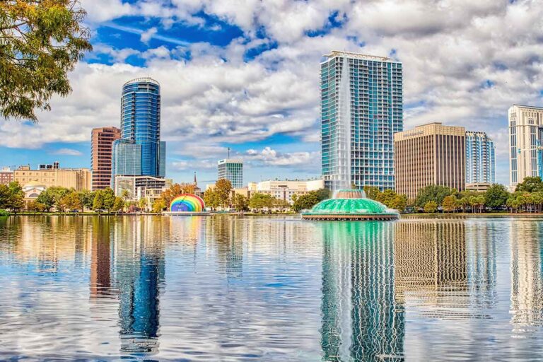 Lake Eola Park in Orlando Florida