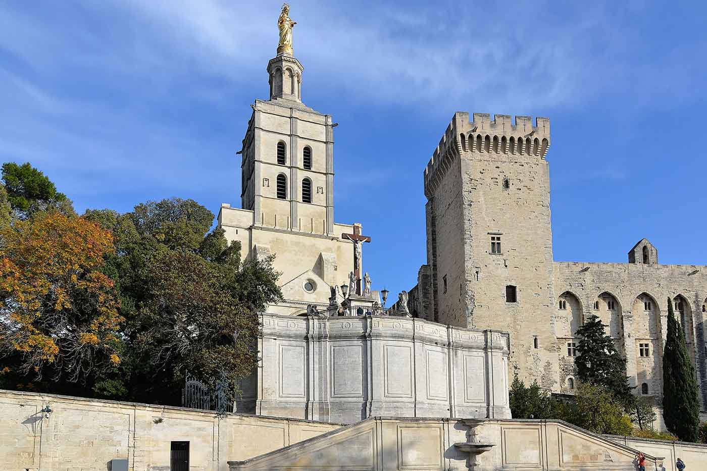 Notre-Dame des Doms Cathedral